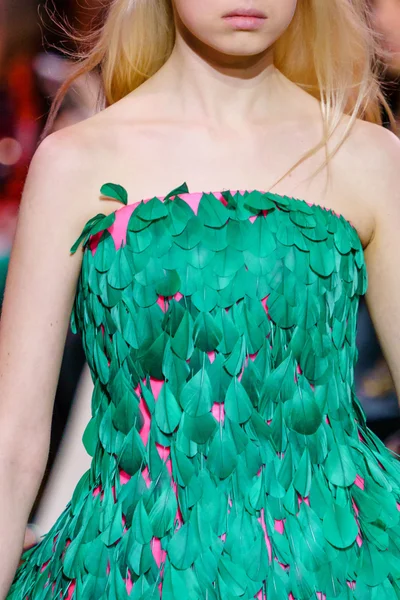 Look 66